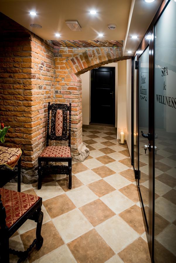 Palac Klanino Exteriér fotografie